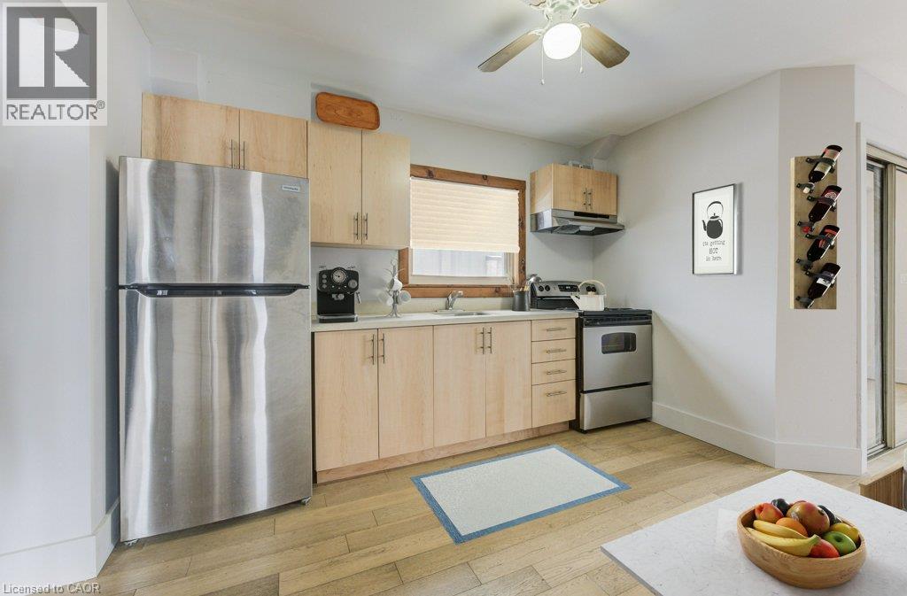 204 OTTAWA Street S Unit# 1 — photo 2