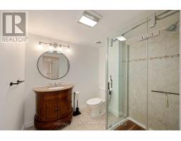 94 Briscoe Street E, London South, ON N6C1X2 Photo 16