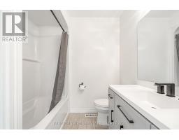 152 Ritchie Crescent, Springwater, ON L0L1P0 Photo 18