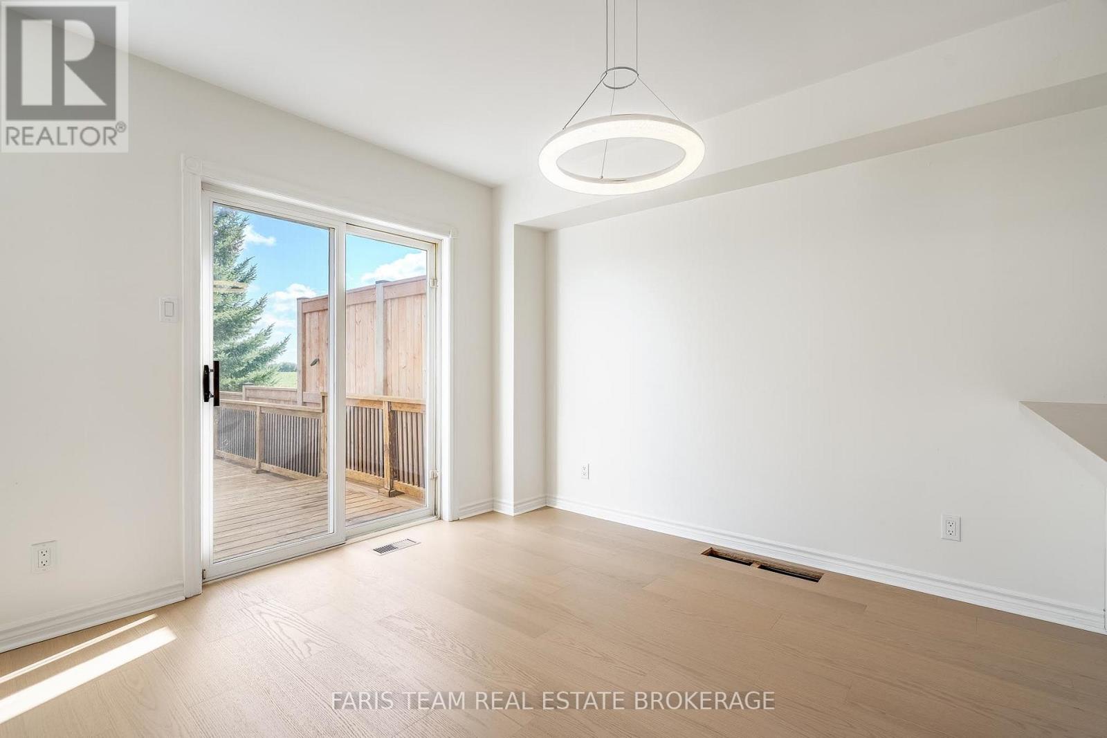 152 RITCHIE CRESCENT - 8