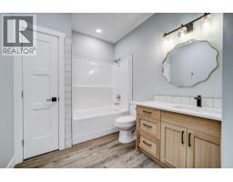 1175 James Avenue, Pincher Creek, AB T0K1W0 Photo 14