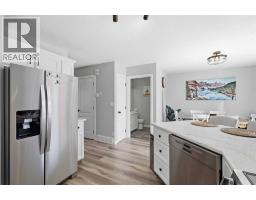 19 Fenwood Close, Sylvan Lake, AB T4S2K4 Photo 14