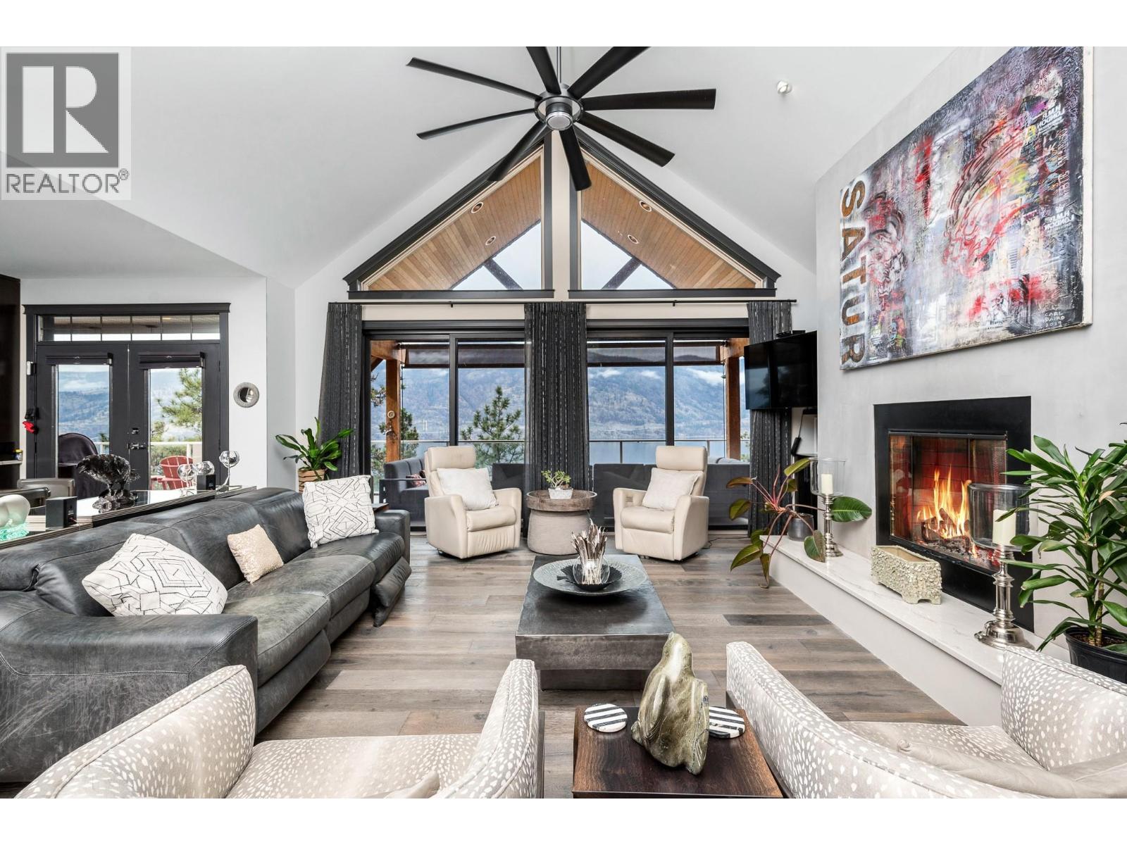 2328 Arthur Court - 6