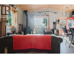 24451 Youngs Point Road, Valleyview, AB T0H0Y0 Photo 10