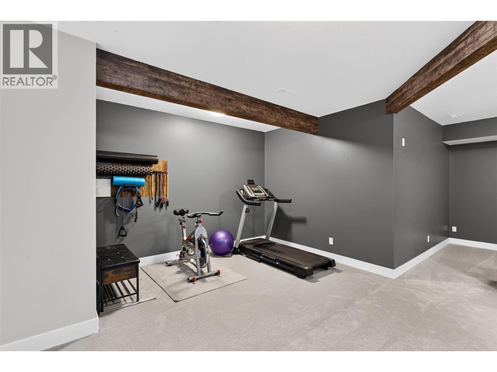  195 Lost Creek Court, Kelowna