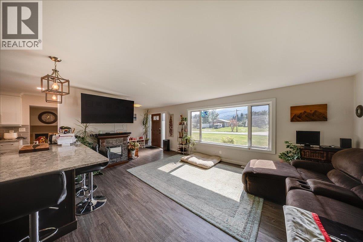 2129 Raspberry Road - 17