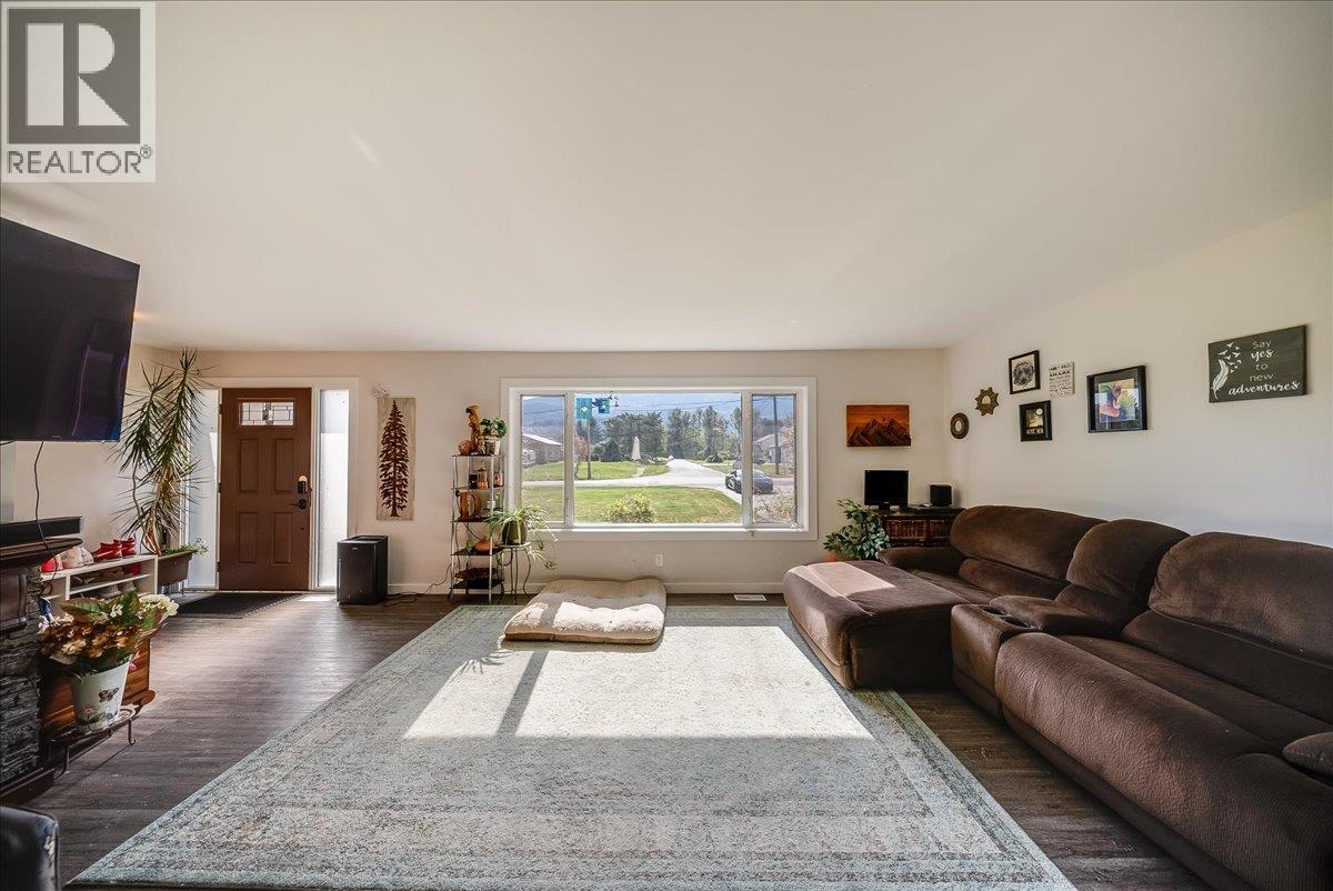 2129 Raspberry Road - Image 16