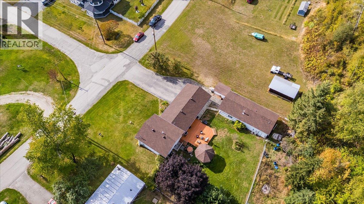 2129 Raspberry Road - Image 45