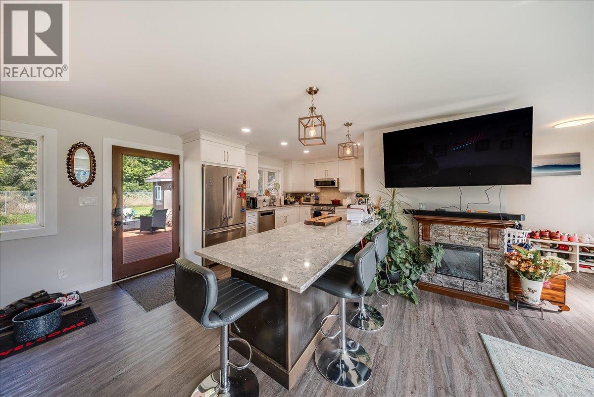 2129 Raspberry Road - 22