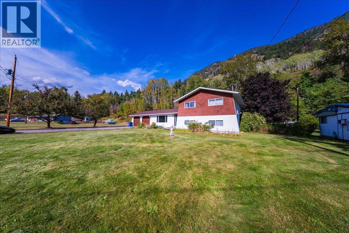 2129 Raspberry Road - 49