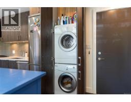 105 1011 Burdett Ave, Victoria, BC V8V3G9 Photo 14