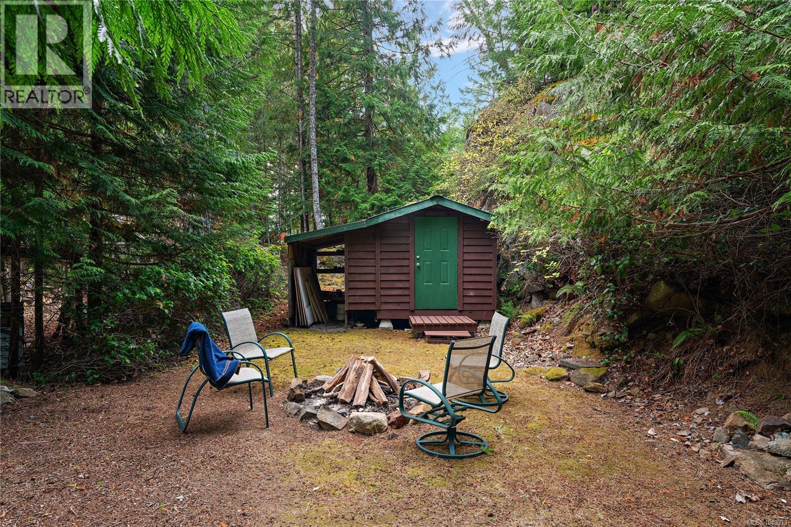 486 Bluff Way - 39