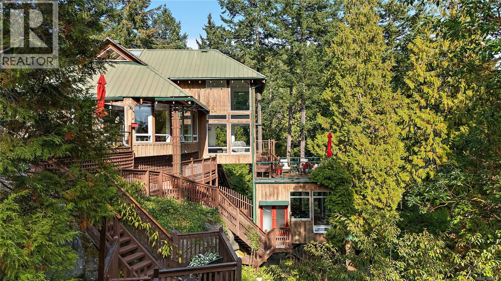486 Bluff Way - 4