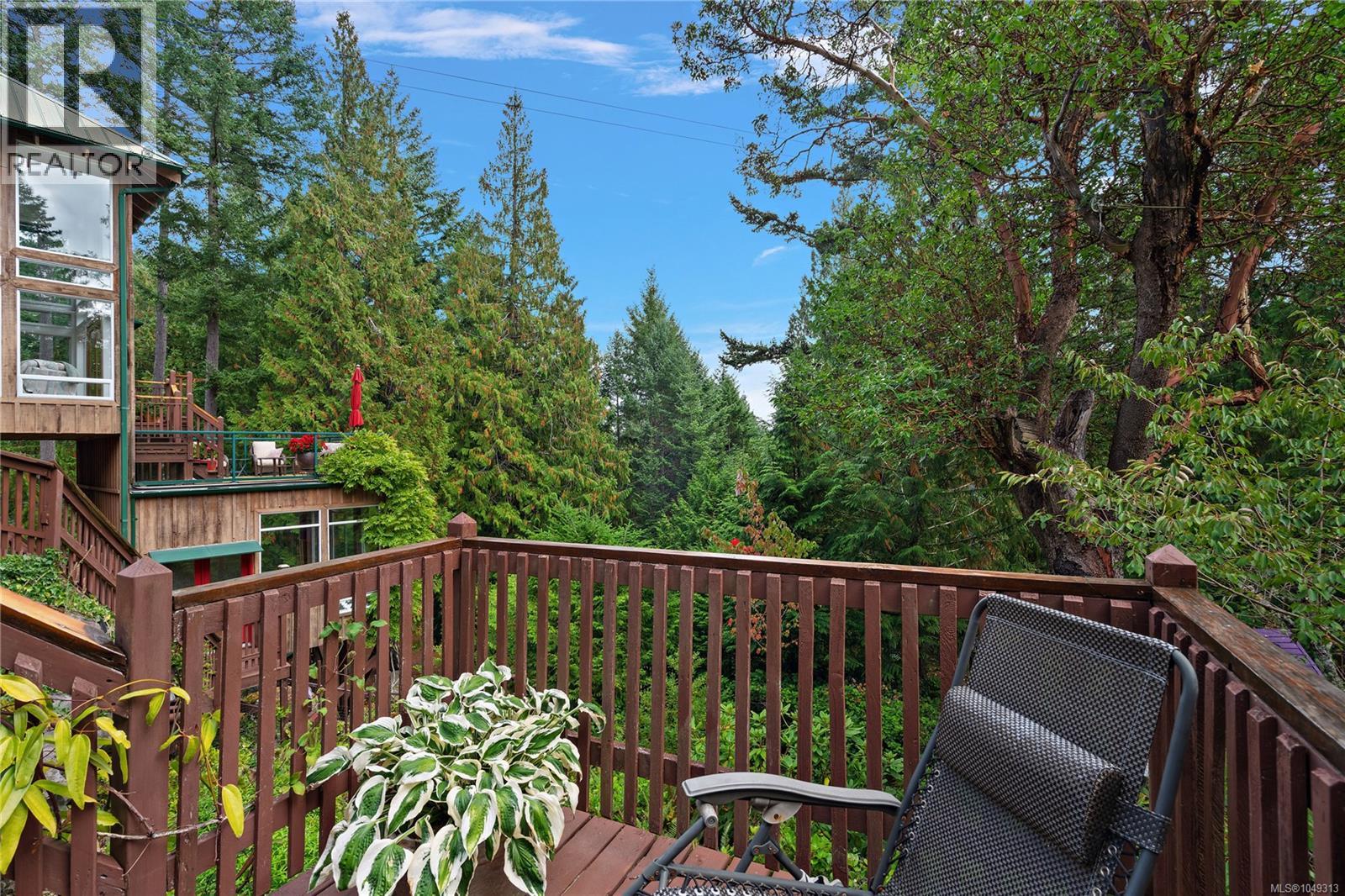 486 Bluff Way - 43
