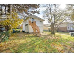 3076 Sandwich Unit# Upper, Windsor, ON N9C1A4 Photo 20