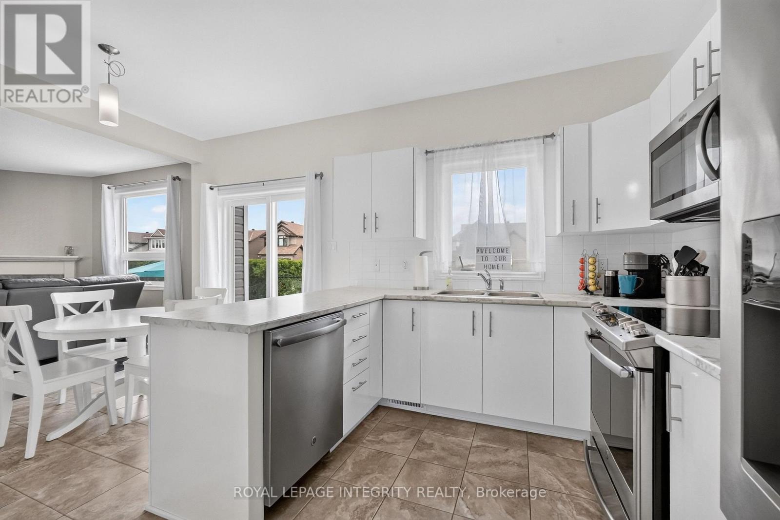 129 DORINA SARAZIN CRESCENT - Image 19