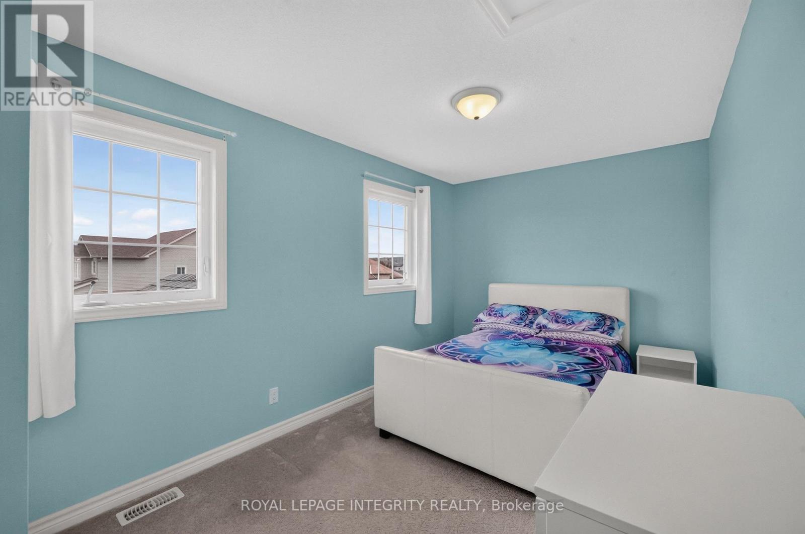 129 DORINA SARAZIN CRESCENT - Image 32