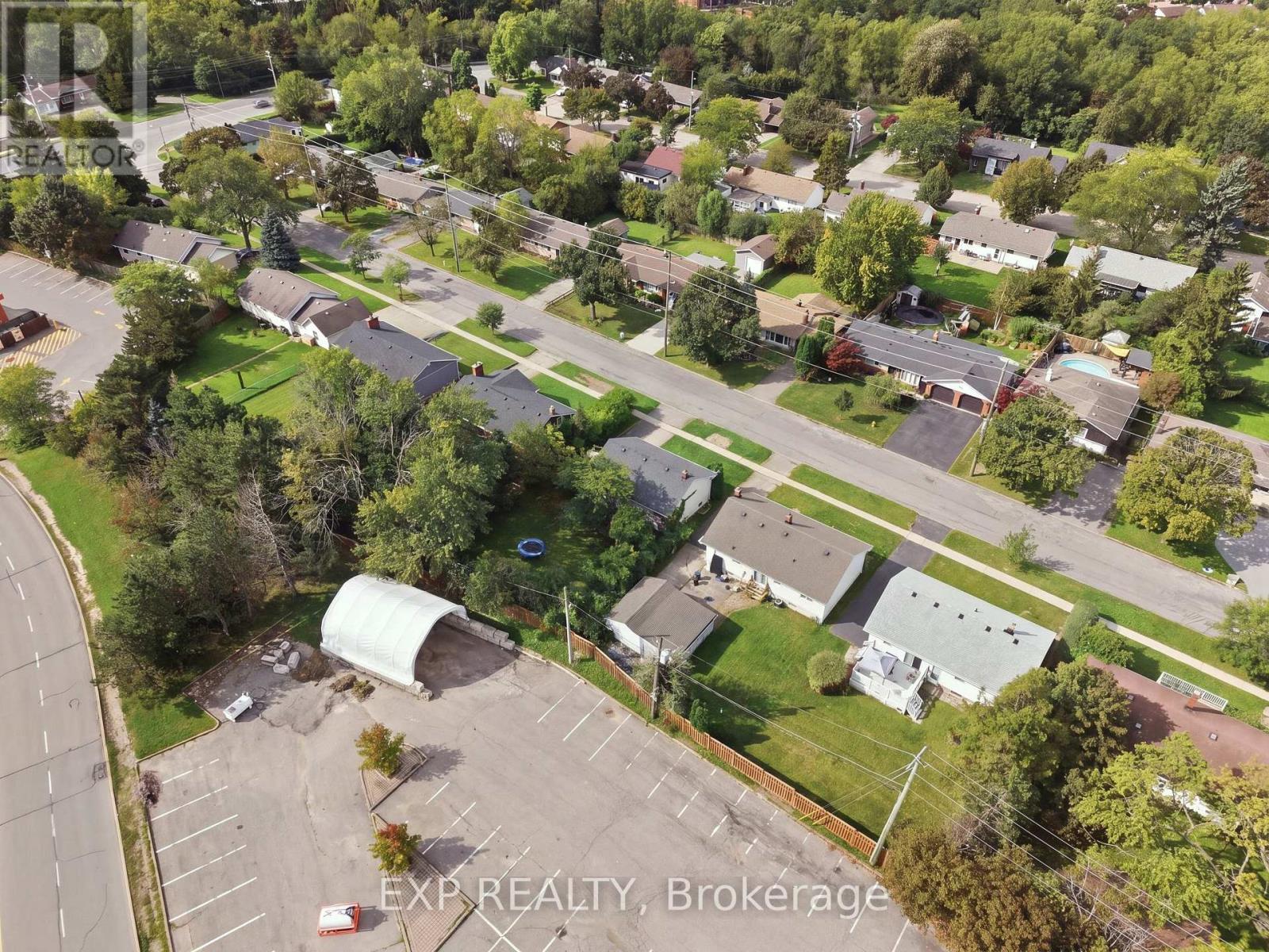 123 JACOBSON AVENUE - 33
