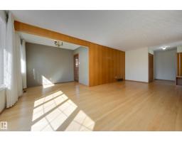 Bedroom 3 - 4820 109 Av Nw, Edmonton, AB T6A1R6 Photo 8