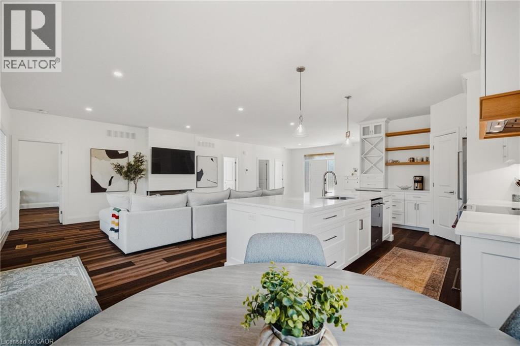 278 S GROSVENOR Street S - Image 34