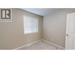 5327 60 Street, Stettler, AB T4K1L7 Photo 24