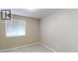 5327 60 Street, Stettler, AB T4K1L7 Photo 17
