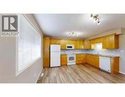 3pc Bathroom - 5327 60 Street, Stettler, AB T4K1L7 Photo 8