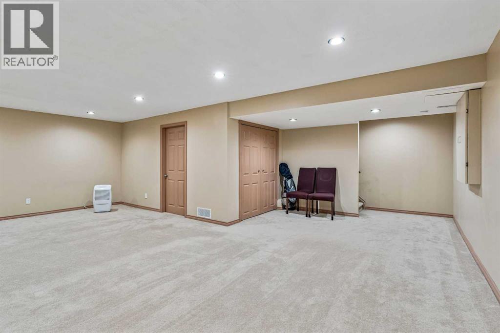 202 Royal Birch Heath NW - 29