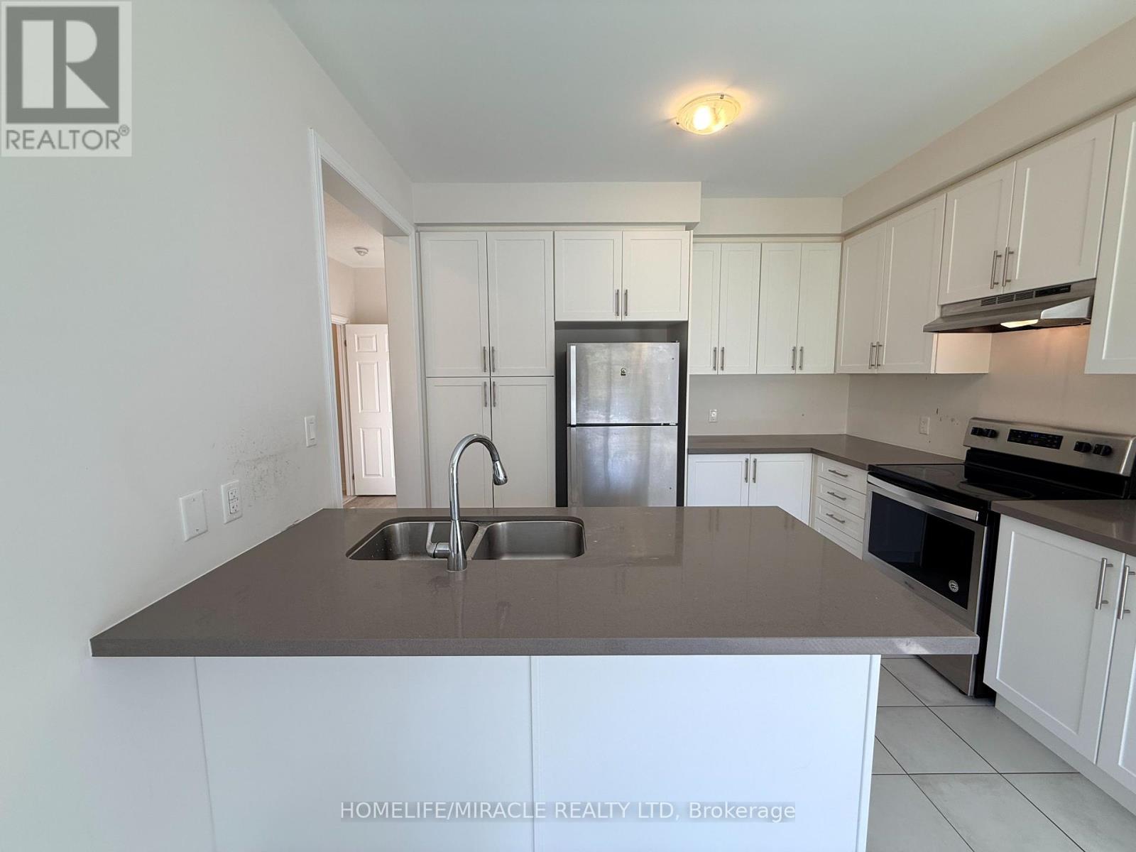 166 CROMBIE STREET - Image 17