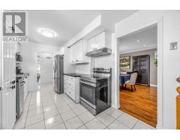 Bedroom 2 - 16 Langevin Crescent, Toronto, ON M1C2B6 Photo 13
