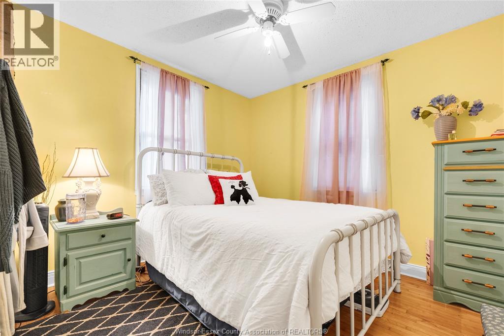 1803 FERNDALE ROAD - 16