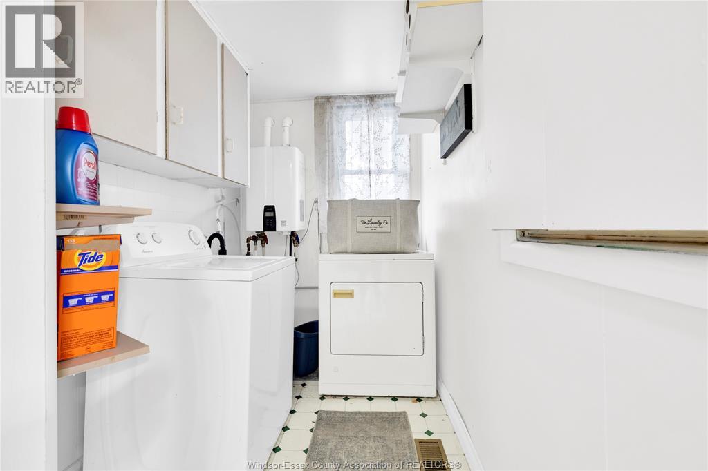 1803 FERNDALE ROAD - 21