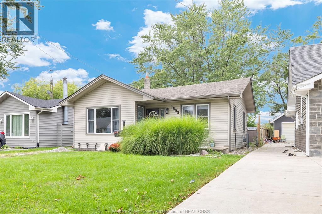 1803 FERNDALE ROAD - 3