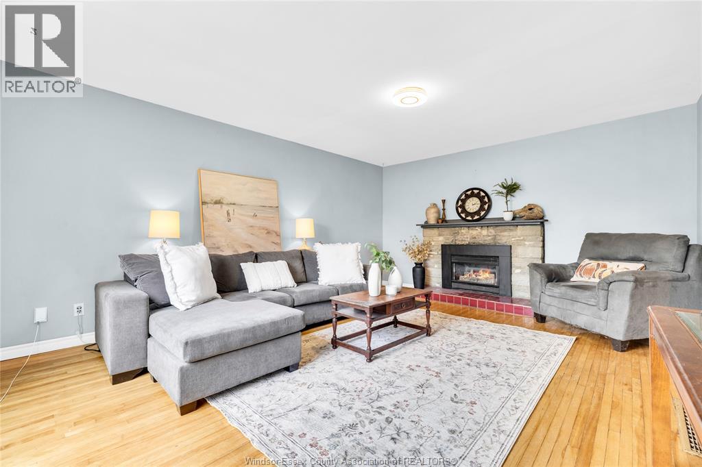 1803 FERNDALE ROAD - 9