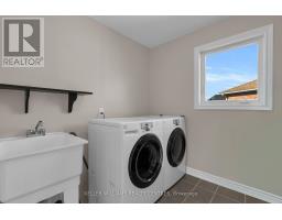 74 Weir Street, Bradford West Gwillimbury, ON L3Z0K6 Photo 37