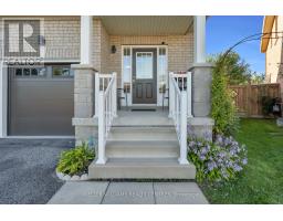 Bedroom 2 - 74 Weir Street, Bradford West Gwillimbury, ON L3Z0K6 Photo 6
