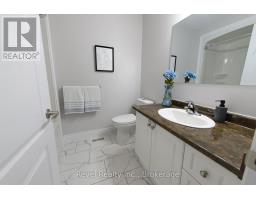 Bedroom 3 - 37 Marilyn Avenue N, Wasaga Beach, ON L9Z2Y5 Photo 18