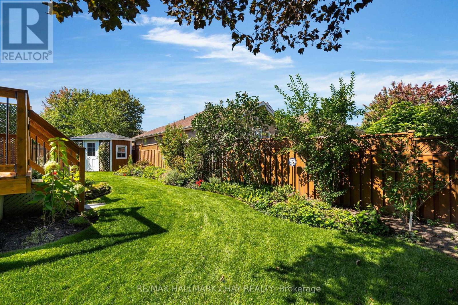 53 BROOKFIELD CRESCENT - 34
