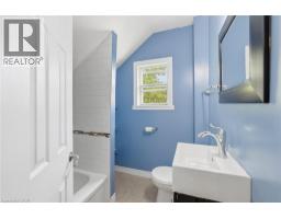 146 East 23rd Street, Hamilton, ON L8V2X1 Photo 34