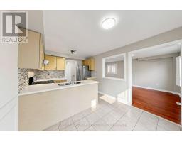 5853 Swordsman Drive, Mississauga, ON L5M6P4 Photo 9