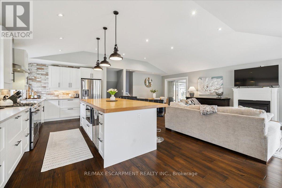 Photo of 755 PARKER CRESCENT