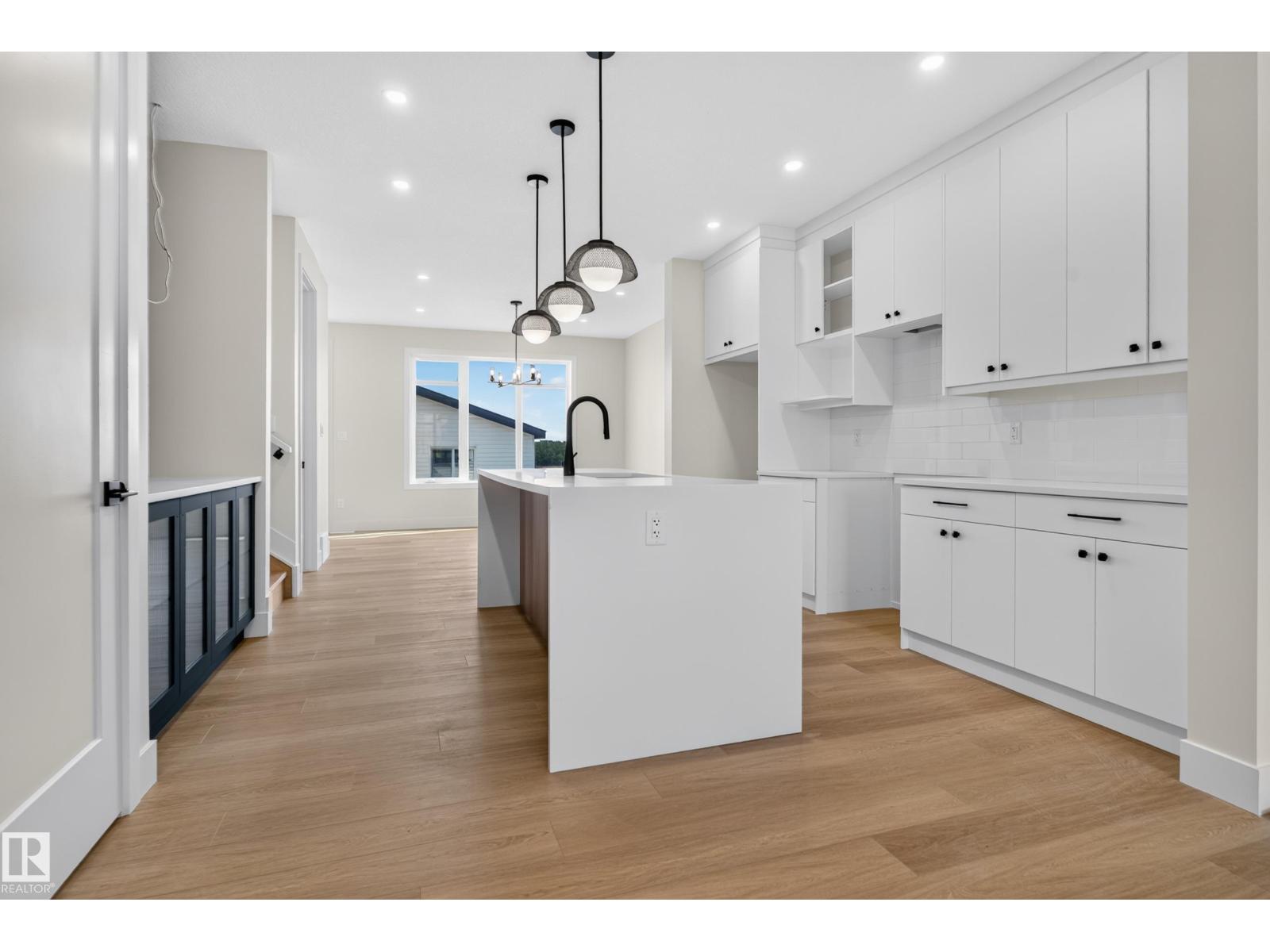 18707 130 ST NW - 10