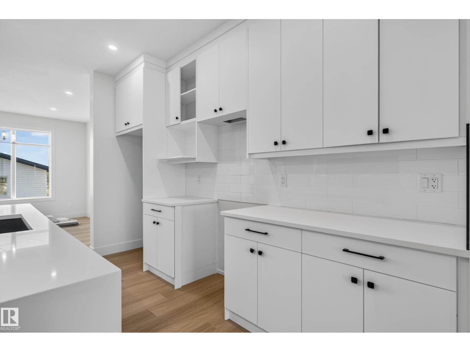 18707 130 ST NW - 15