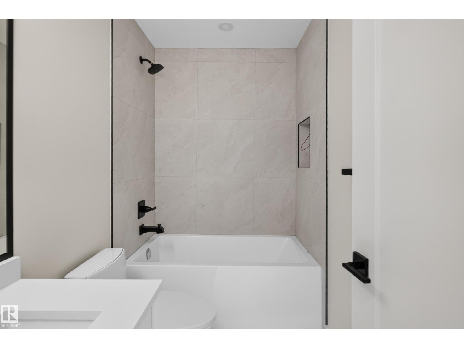 18707 130 ST NW - Image 22