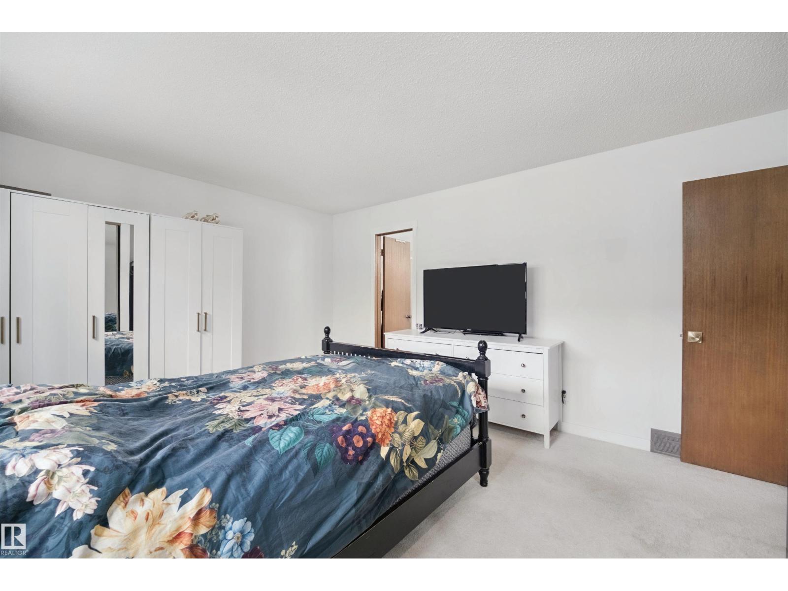 4204 40A ST - Image 16