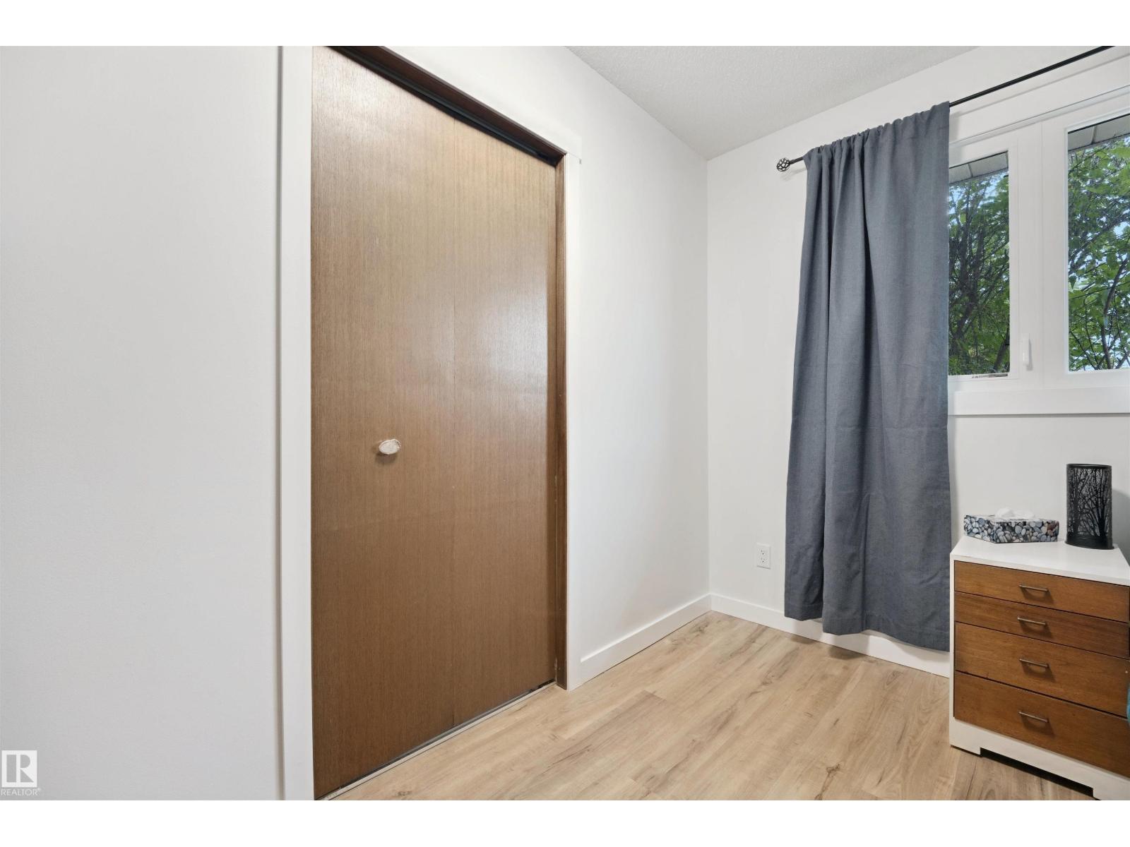 4204 40A ST - Image 19
