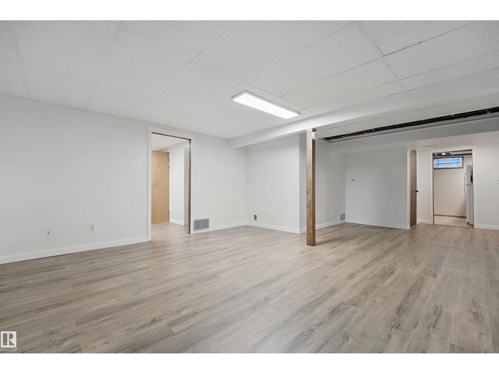4204 40A ST - Image 25