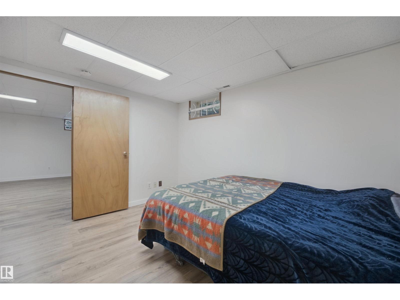 4204 40A ST - 28
