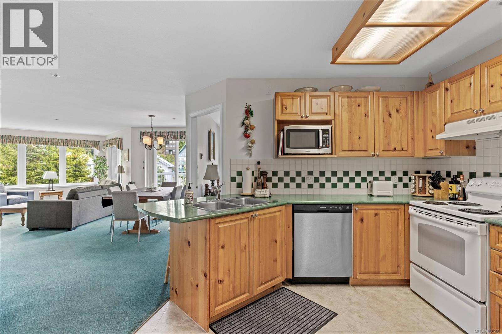 217 1320 Henry Rd, Courtenay