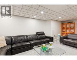 223 Pump Hill Crescent - photo 38
